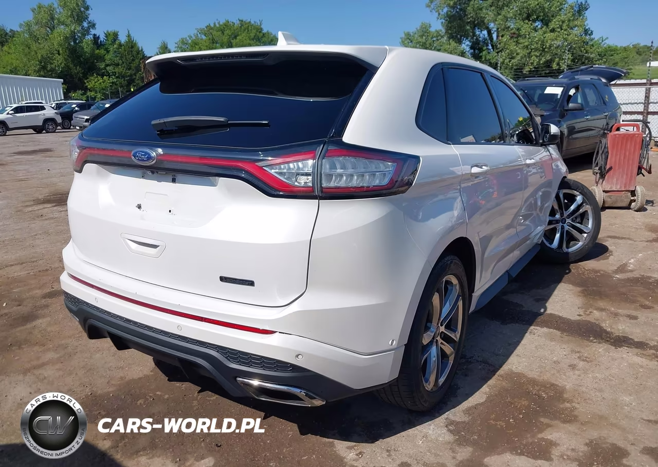 2015 Ford Edge Sport VIN:2FMTK4APXFBB55670 - 4