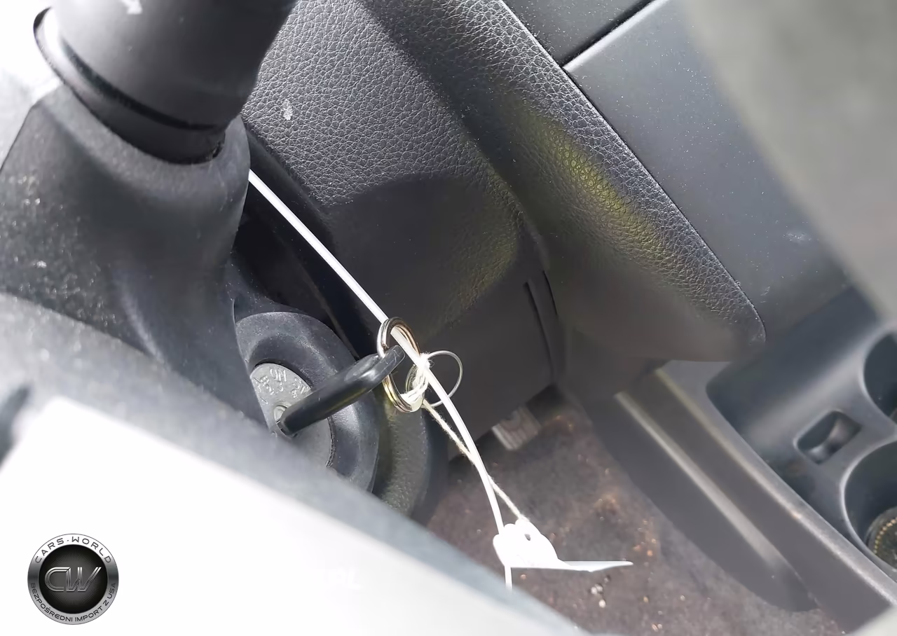 2009 Nissan Versa 1.8S VIN:3N1BC13E09L359462 - 11