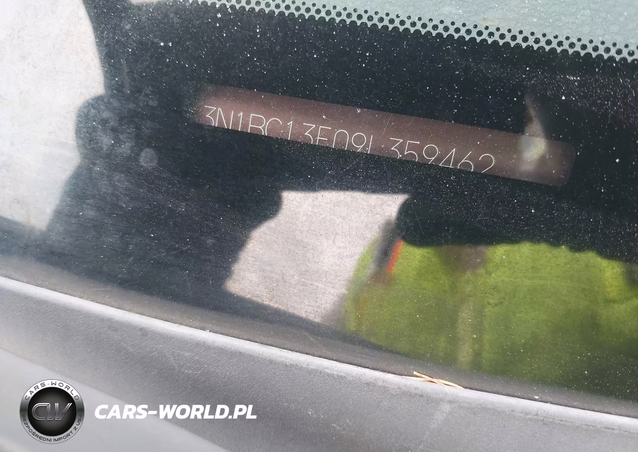 2009 Nissan Versa 1.8S VIN:3N1BC13E09L359462 - 18