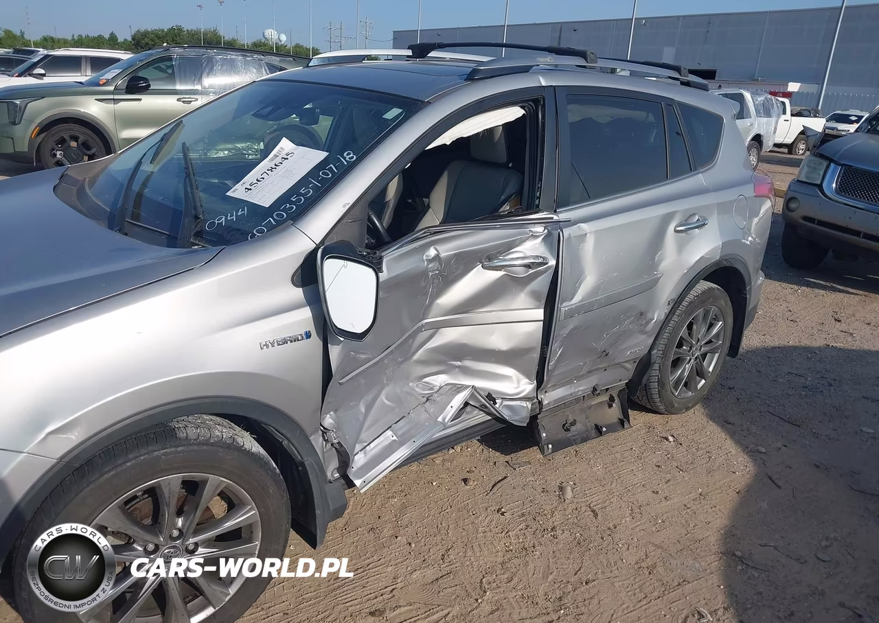 2017 Toyota Rav4 Hybrid Limited VIN:JTMDJREV3HD140944 - 6
