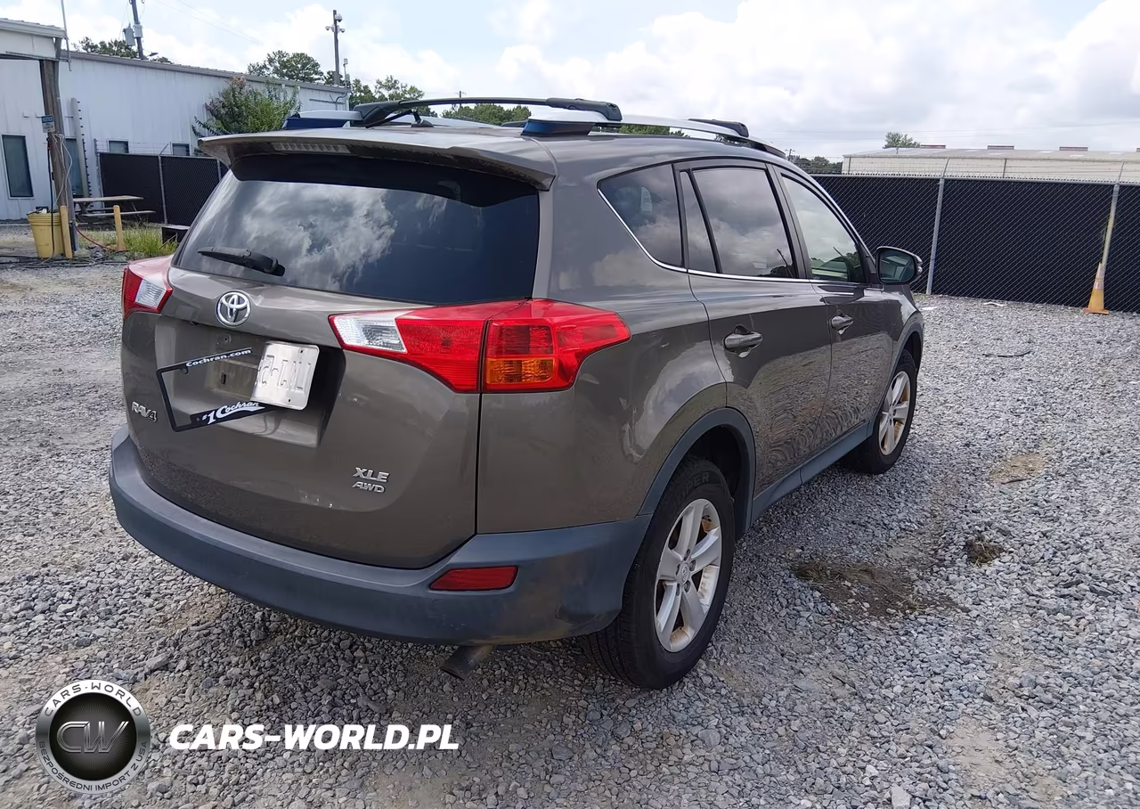 2013 Toyota Rav4 Xle VIN:JTMRFREV2DD028380 - 4