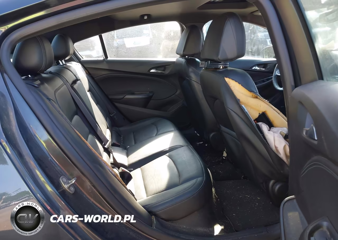 2018 Chevrolet Cruze Premier Auto VIN:1G1BF5SM3J7102768 - 8