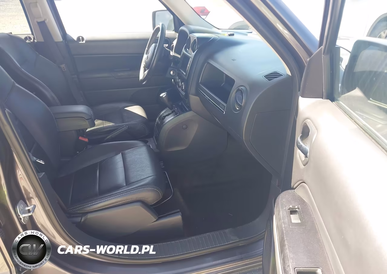 2016 Jeep Patriot High Altitude Edition VIN:1C4NJPFA2GD536527 - 5