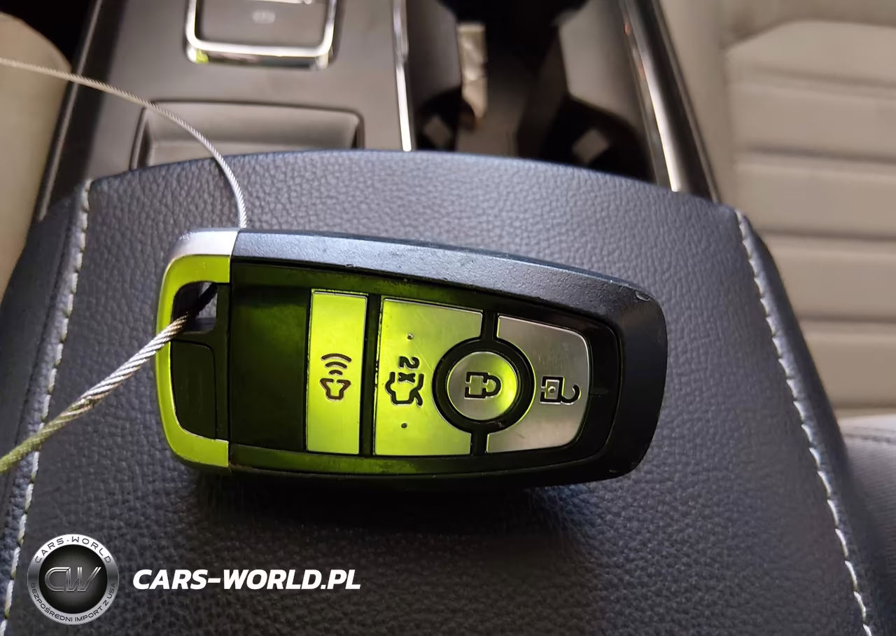 2020 Ford Fusion S VIN:3FA6P0G72LR140389 - 11