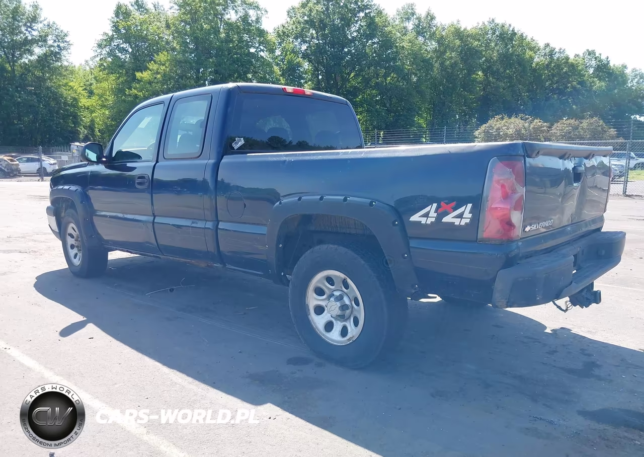 2006 Chevrolet Silverado K1500 VIN:1GCEK19B96E230755 - 3