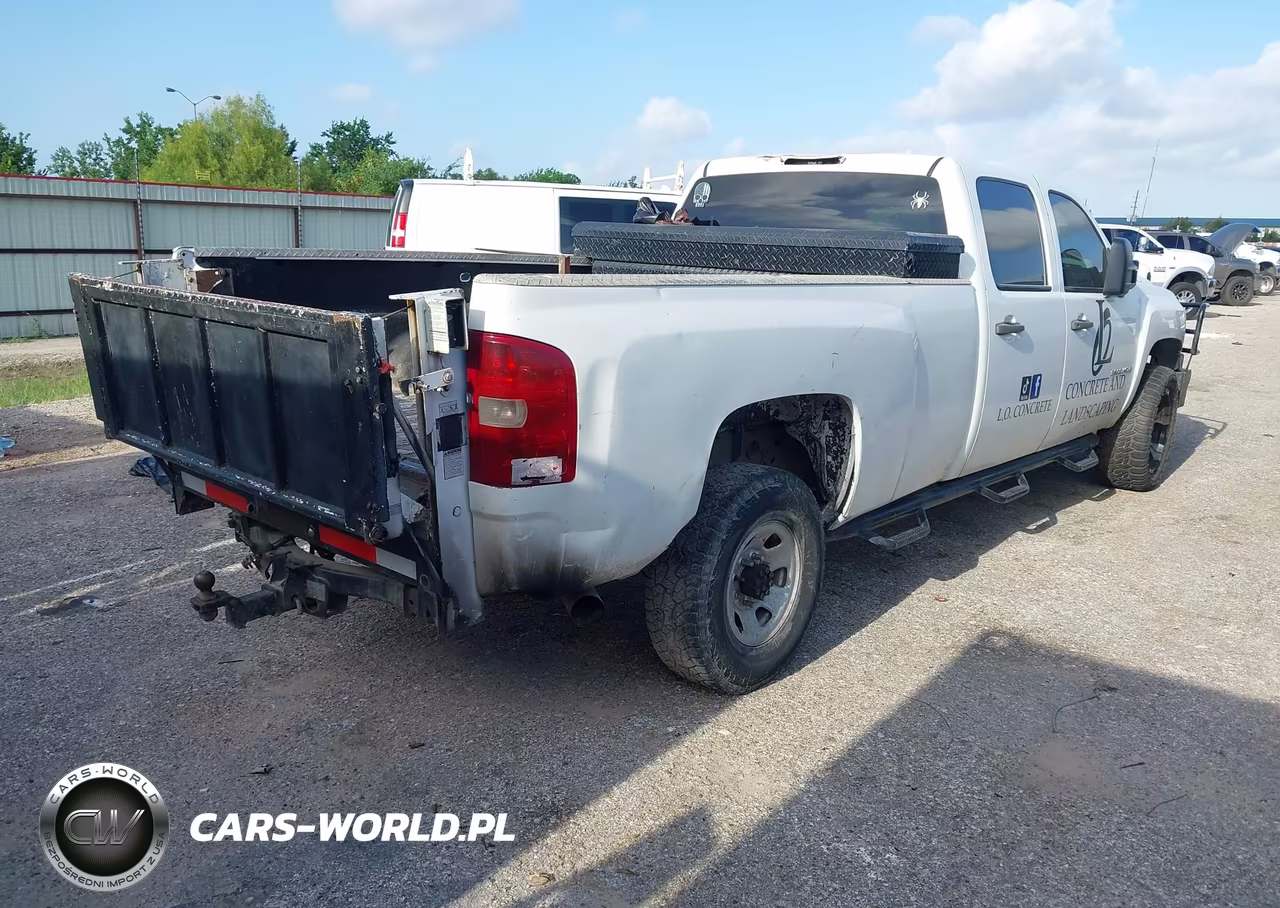 2009 Chevrolet Silverado 3500Hd Work Truck VIN:1GCHC73689F186240 - 4
