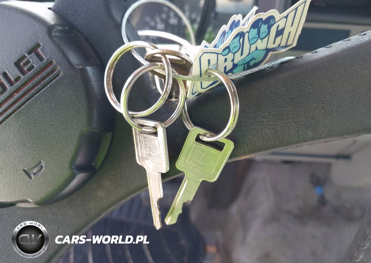 1993 Chevrolet Gmt-400 C1500 VIN:2GCEC19K3P1205589 - 11