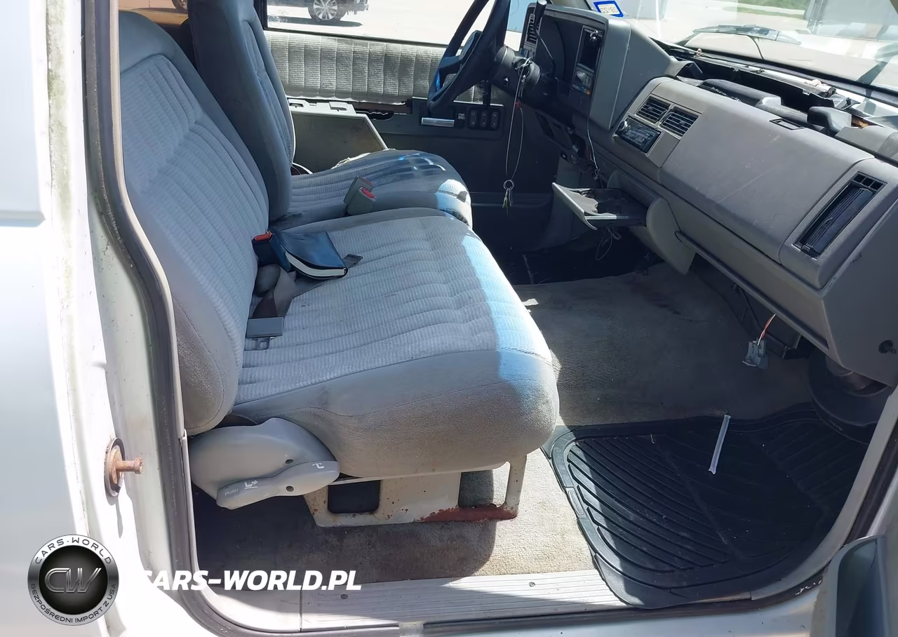 1993 Chevrolet Gmt-400 C1500 VIN:2GCEC19K3P1205589 - 5