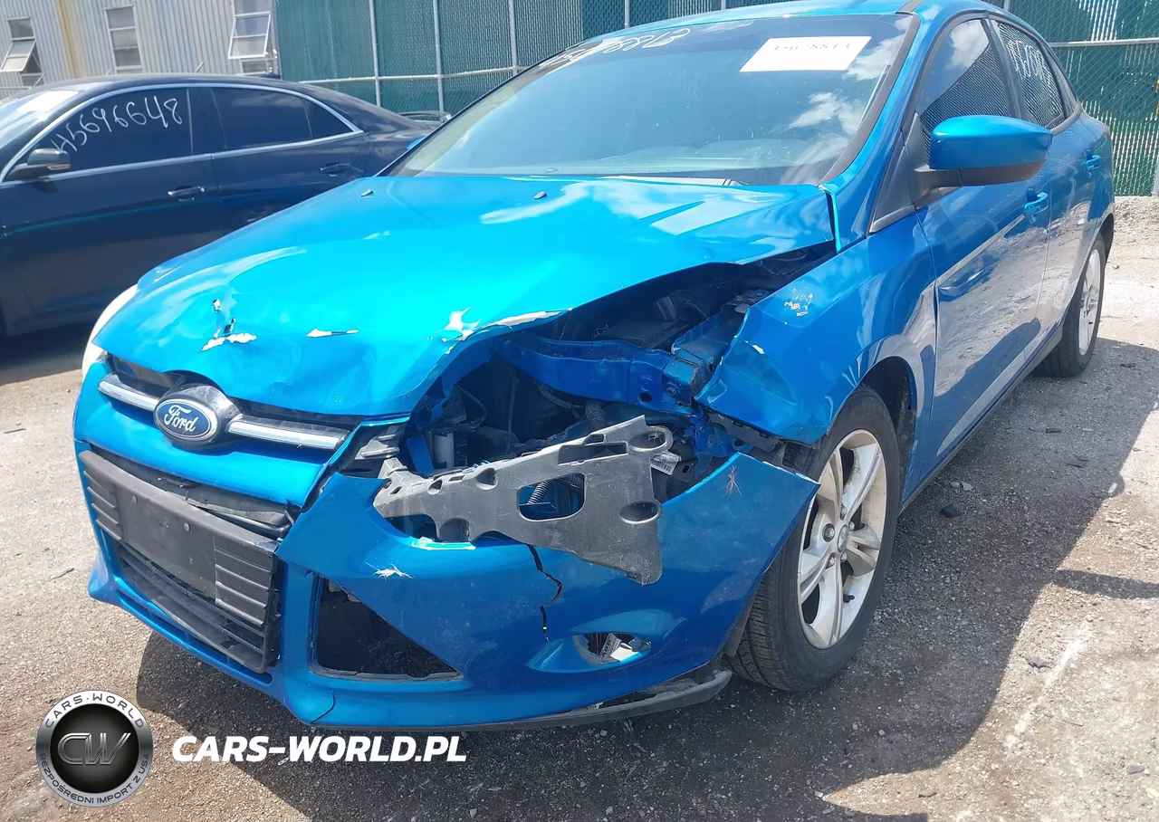 2012 Ford Focus Se VIN:1FAHP3F22CL261504 - 6