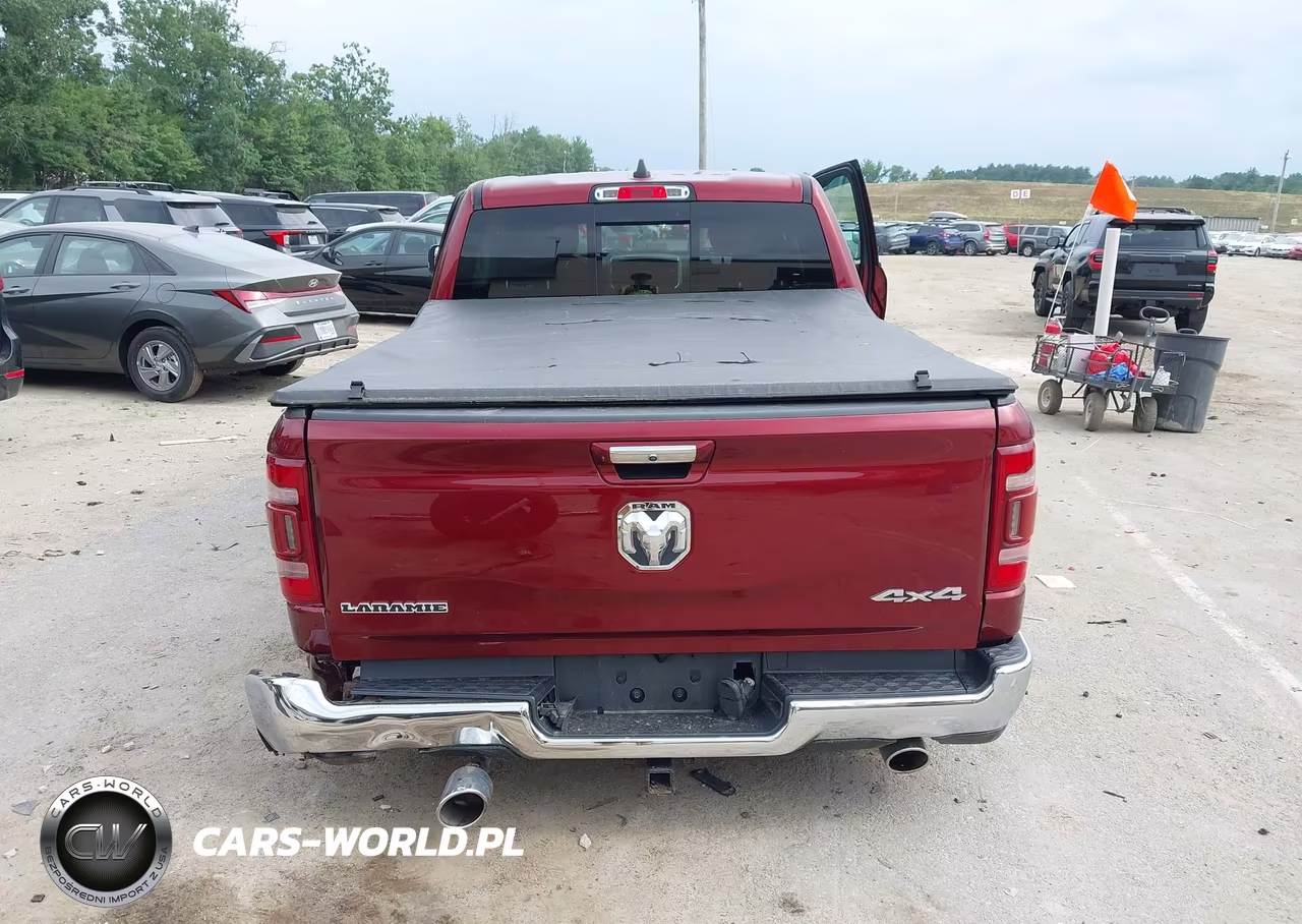 2020 Ram 1500 Laramie 4X4 5'7 Box VIN:1C6SRFJT4LN416545 - 17