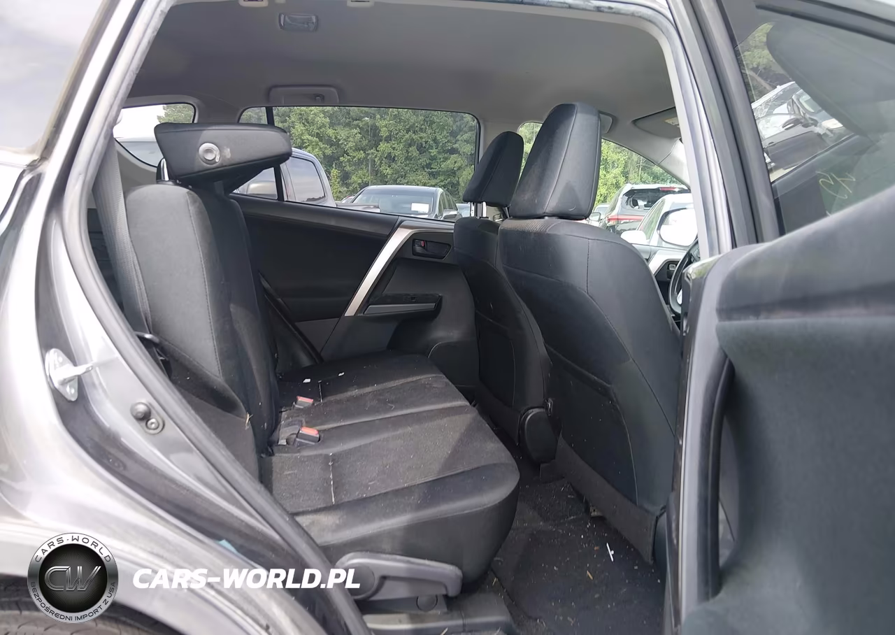 2018 Toyota Rav4 Le VIN:JTMZFREV8JJ190124 - 8