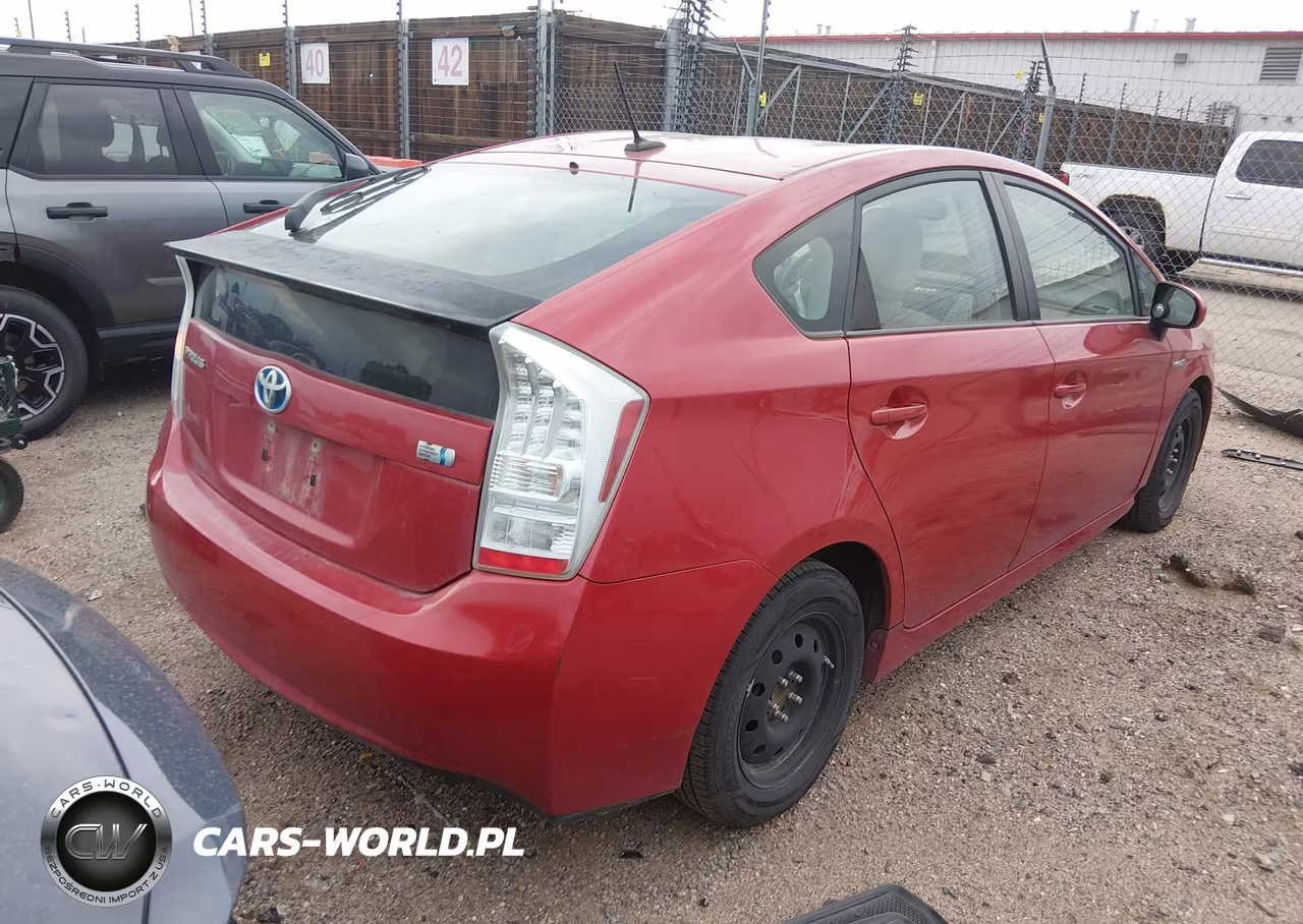 2010 Toyota Prius V VIN:JTDKN3DU2A0052384 - 4