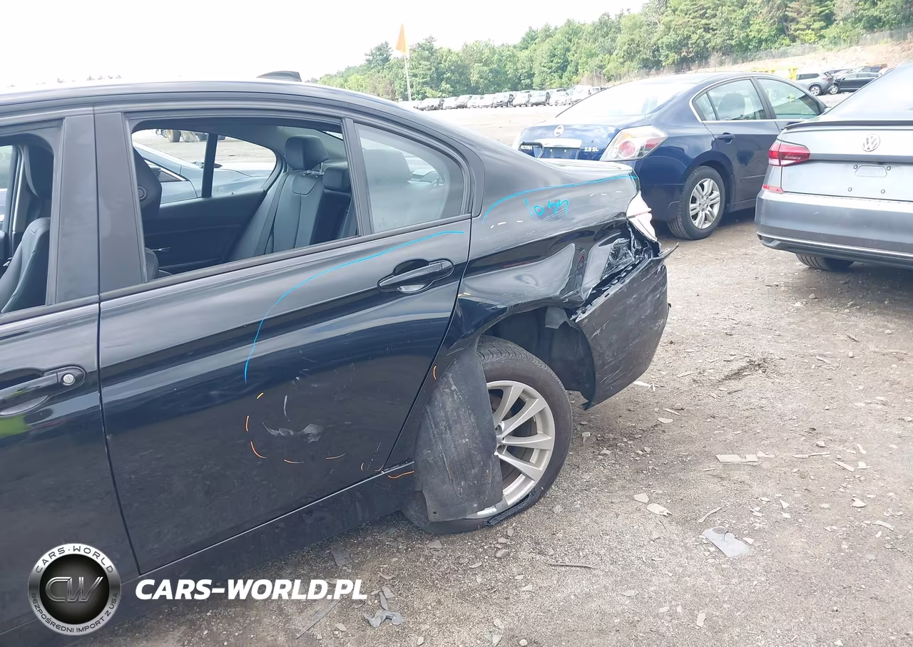 2017 BMW 320I xDrive VIN:WBA8A3C31HK692399 - 6