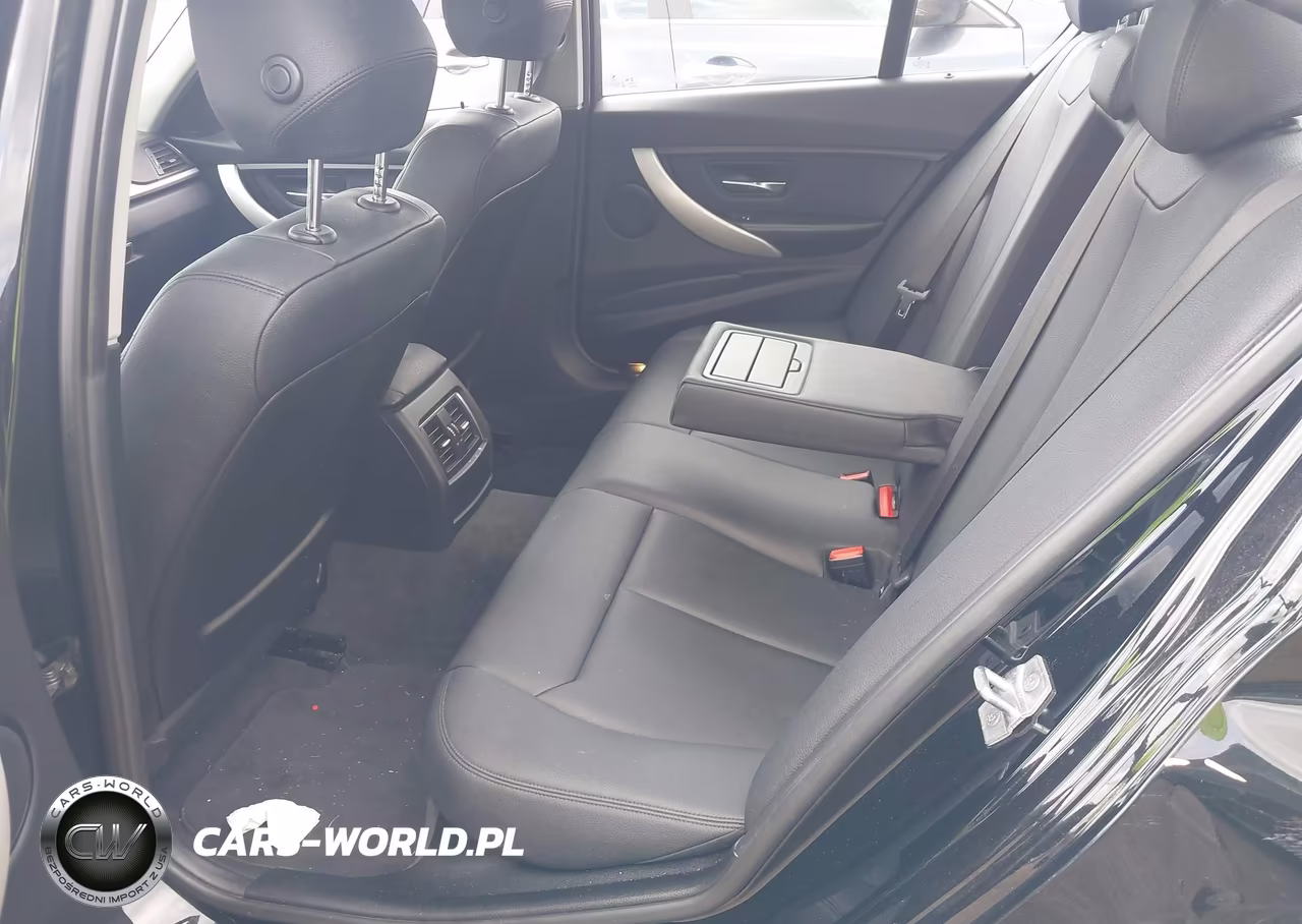2017 BMW 320I xDrive VIN:WBA8A3C31HK692399 - 8