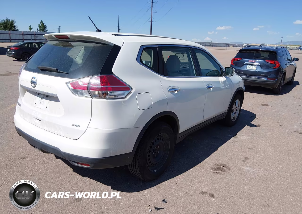 NISSAN ROGUE S VIN:5N1AT2MV4FC821439 - 4