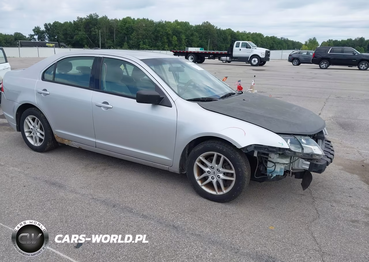2012 Ford Fusion S – zdjęcie 1 z 12