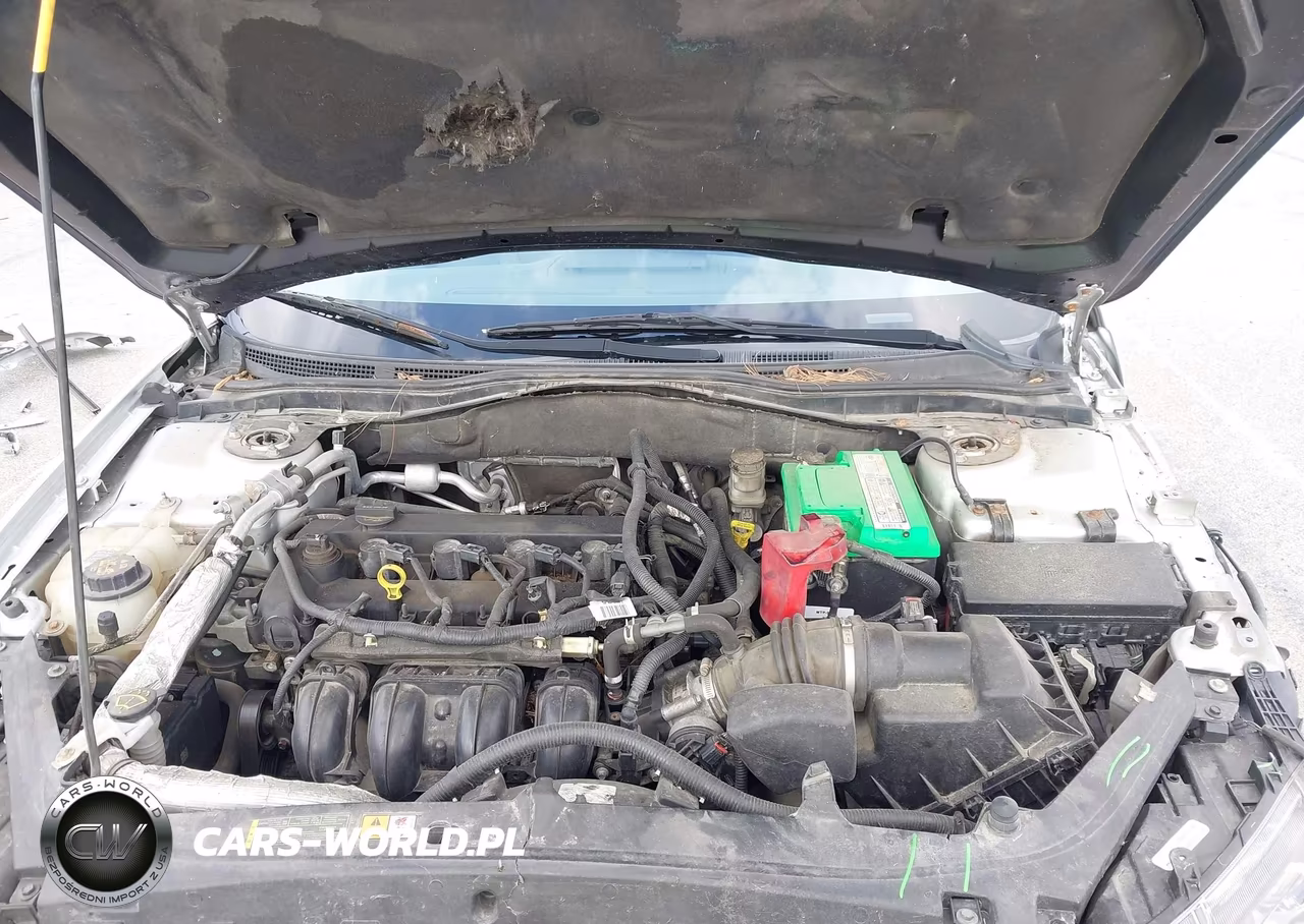 2012 Ford Fusion S VIN:3FAHP0GA2CR119059 - 10