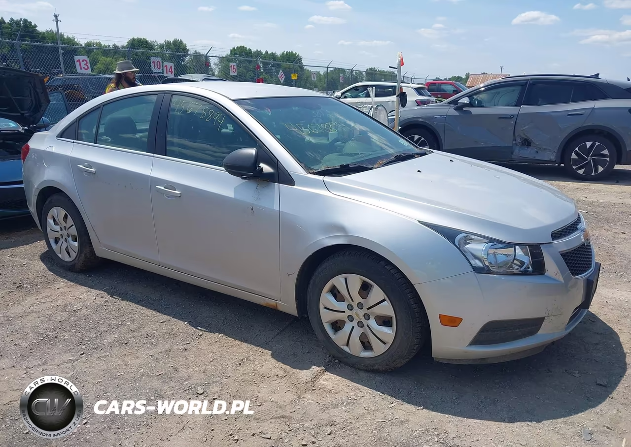 2012 Chevrolet Cruze Ls VIN:1G1PD5SH6C7259194 - 1