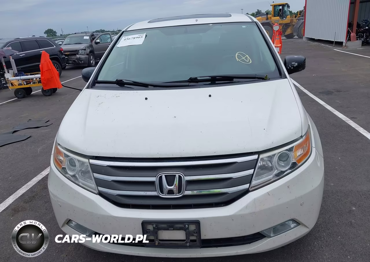 2013 Honda Odyssey Touring-Touring Elite VIN:5FNRL5H94DB082854 - 12