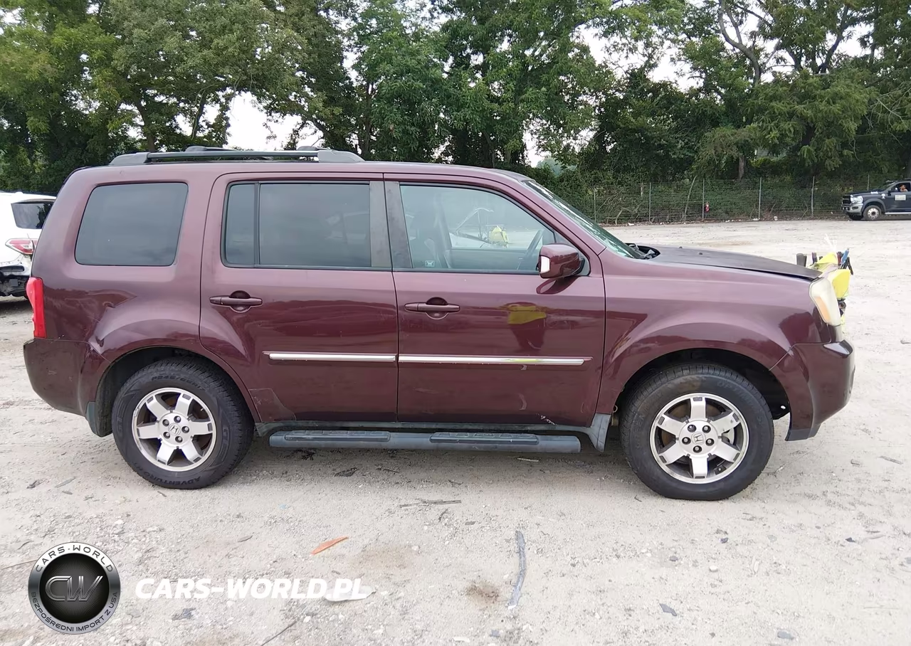 2010 Honda Pilot Touring VIN:5FNYF4H93AB040698 - 14
