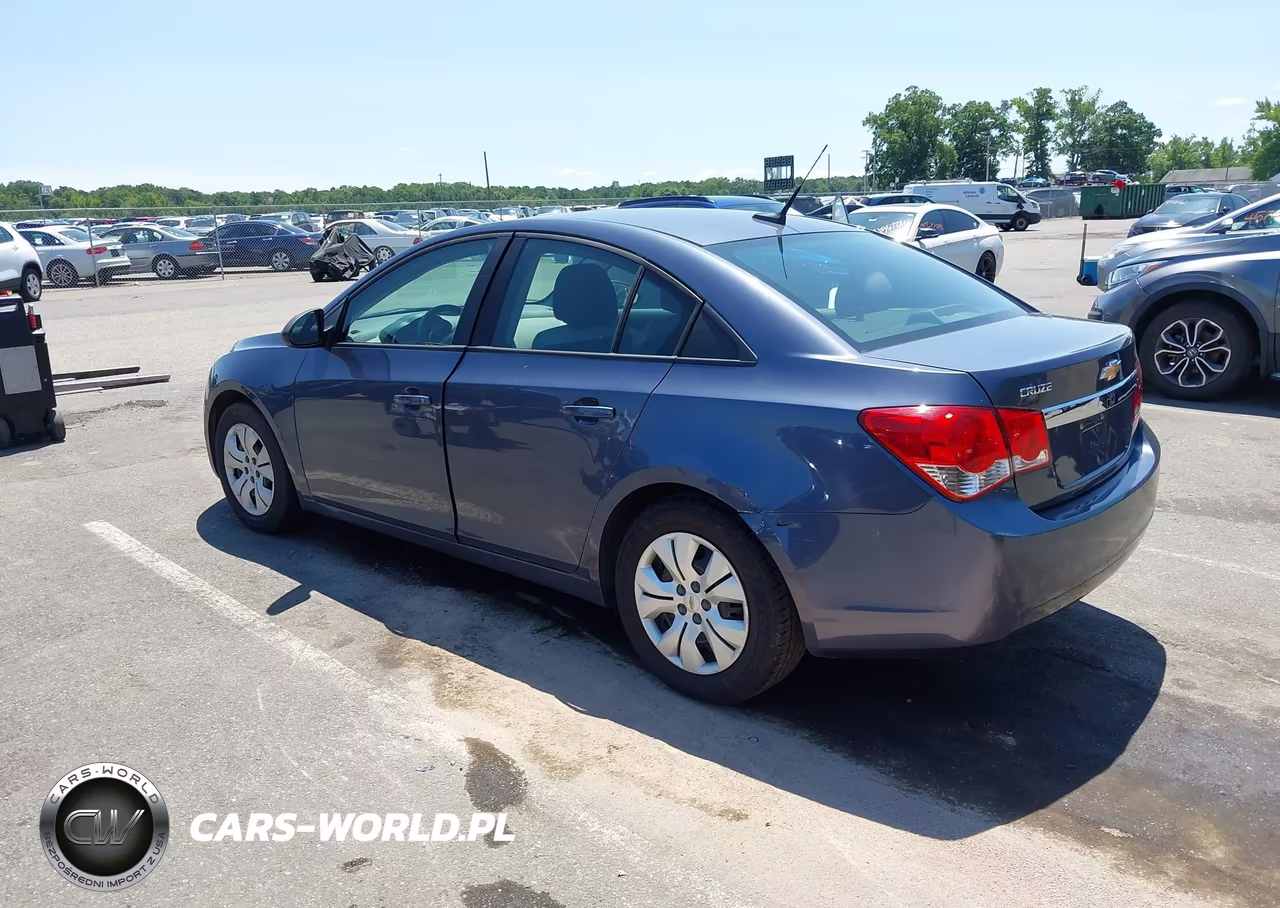 2013 Chevrolet Cruze Ls Auto VIN:1G1PA5SH5D7294805 - 3