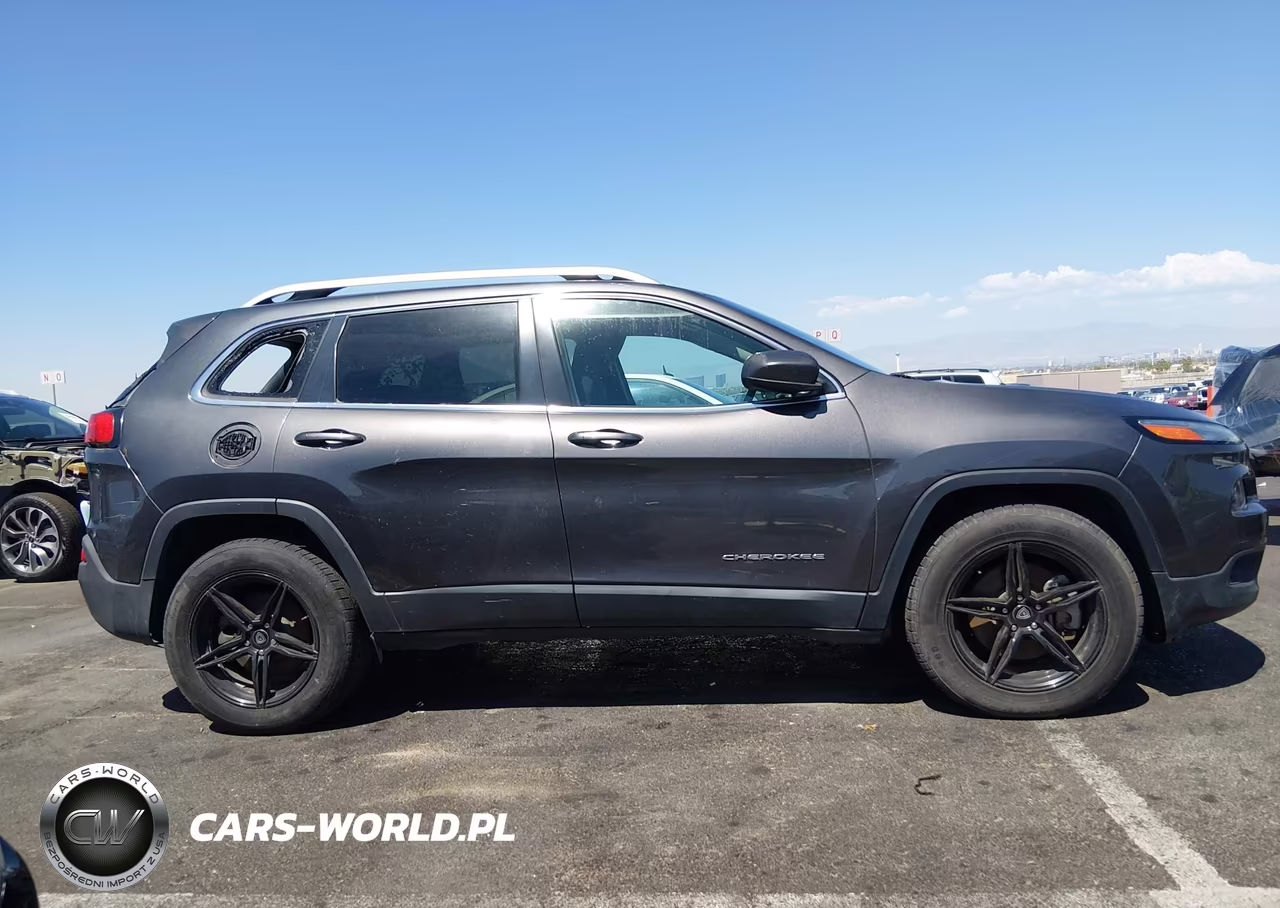 2016 Jeep Cherokee Latitude VIN:1C4PJMCS3GW263316 - 13