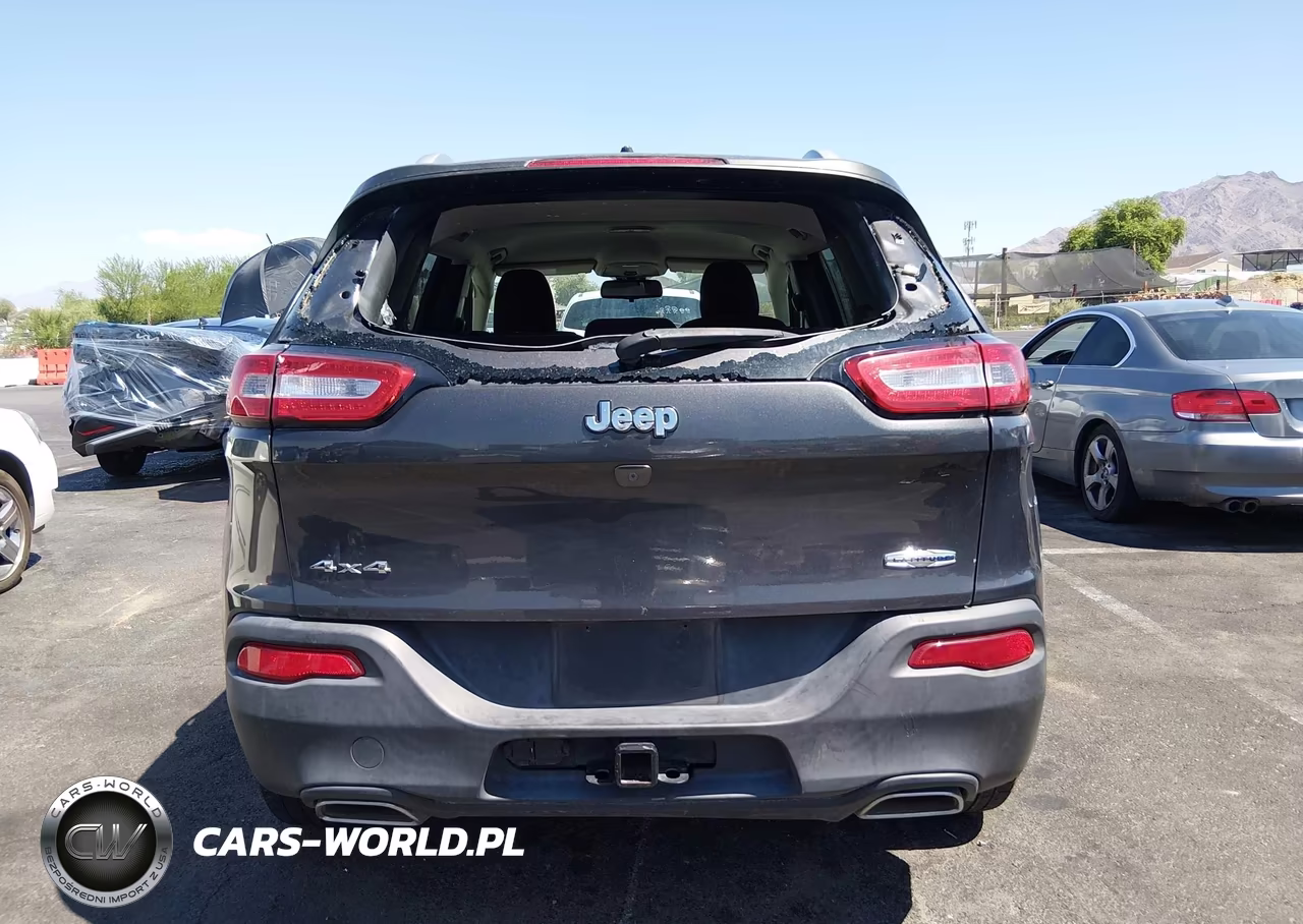 2016 Jeep Cherokee Latitude VIN:1C4PJMCS3GW263316 - 16