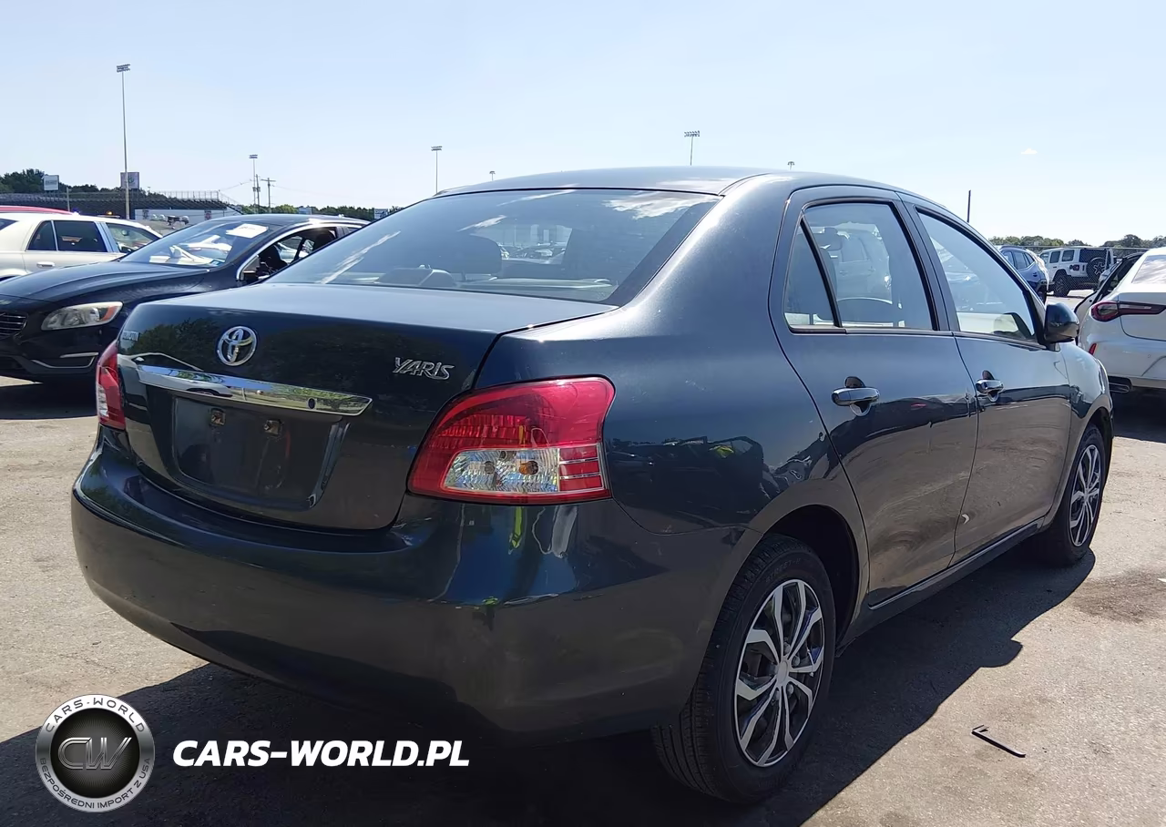 2010 Toyota Yaris VIN:JTDBT4K33A4069371 - 4