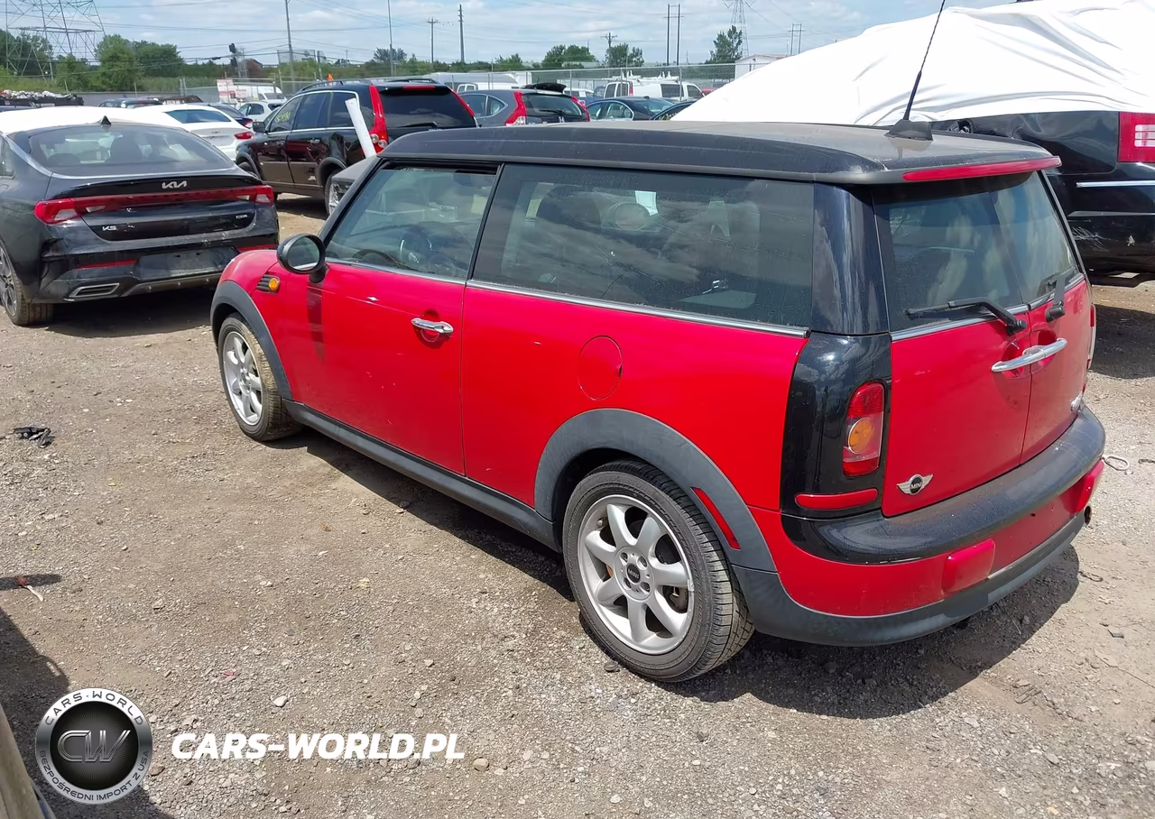2010 Mini Cooper Clubman VIN:WMWML3C56ATX51649 - 3
