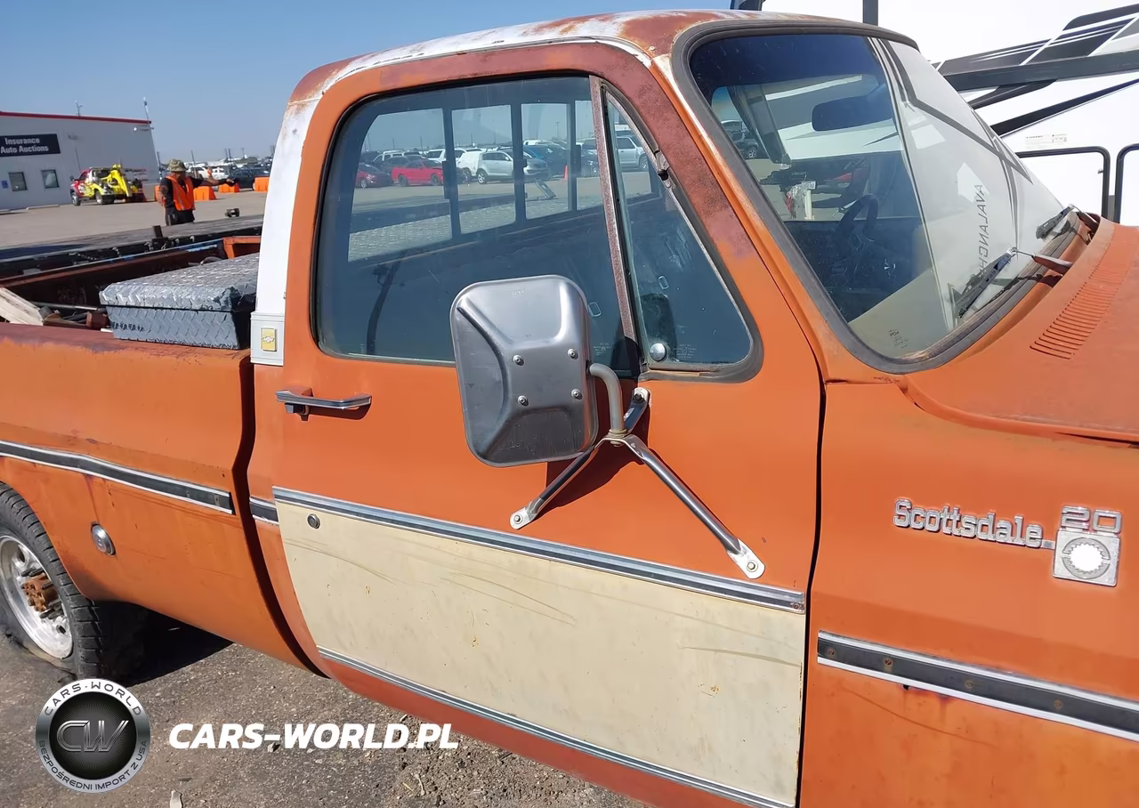 1975 Chevrolet C20-K20 VIN:CCY245F437344 - 13