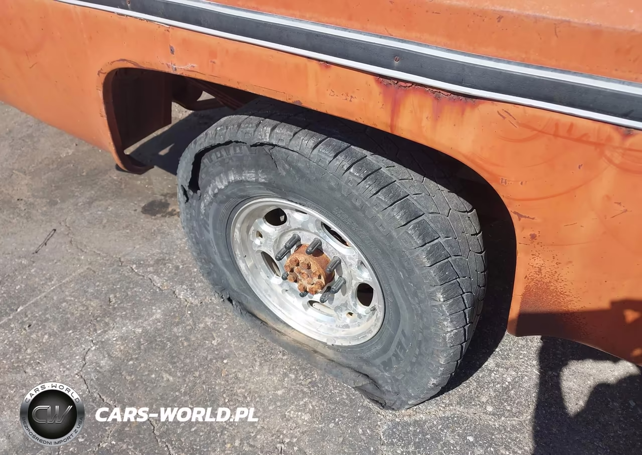 1975 Chevrolet C20-K20 VIN:CCY245F437344 - 6