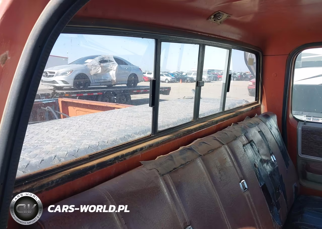 1975 Chevrolet C20-K20 VIN:CCY245F437344 - 8