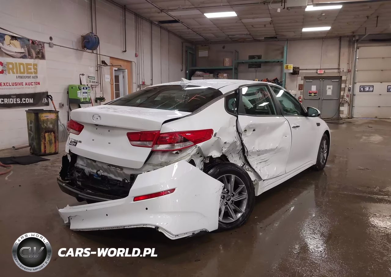 2019 Kia Optima Lx VIN:5XXGT4L30KG363208 - 4