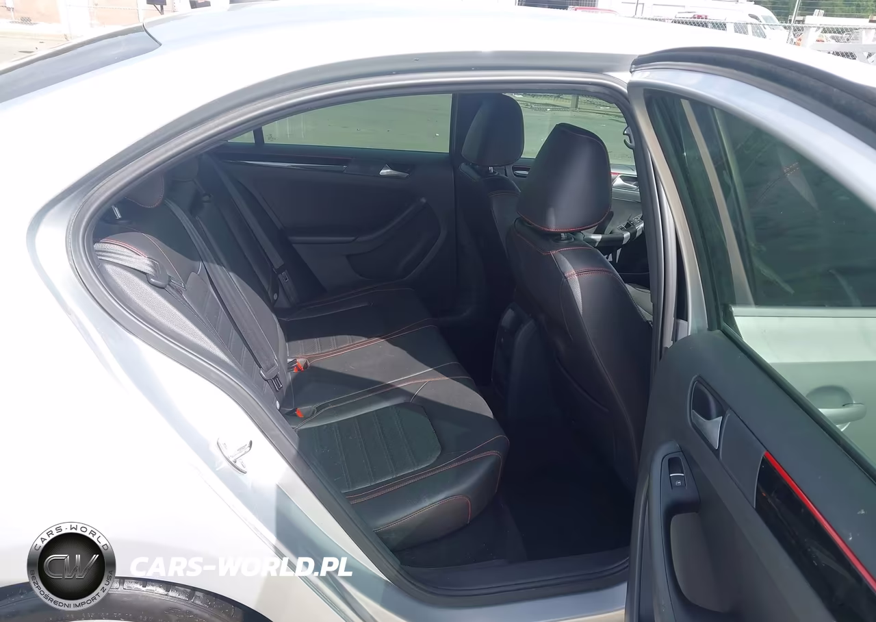 2016 Volkswagen Jetta 2.0T Gli Se VIN:3VW4T7AJ2GM310096 - 8