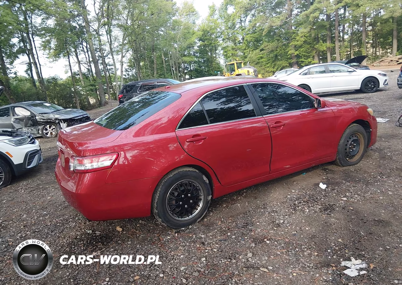 2010 Toyota Camry Le VIN:4T1BF3EK6AU574935 - 4