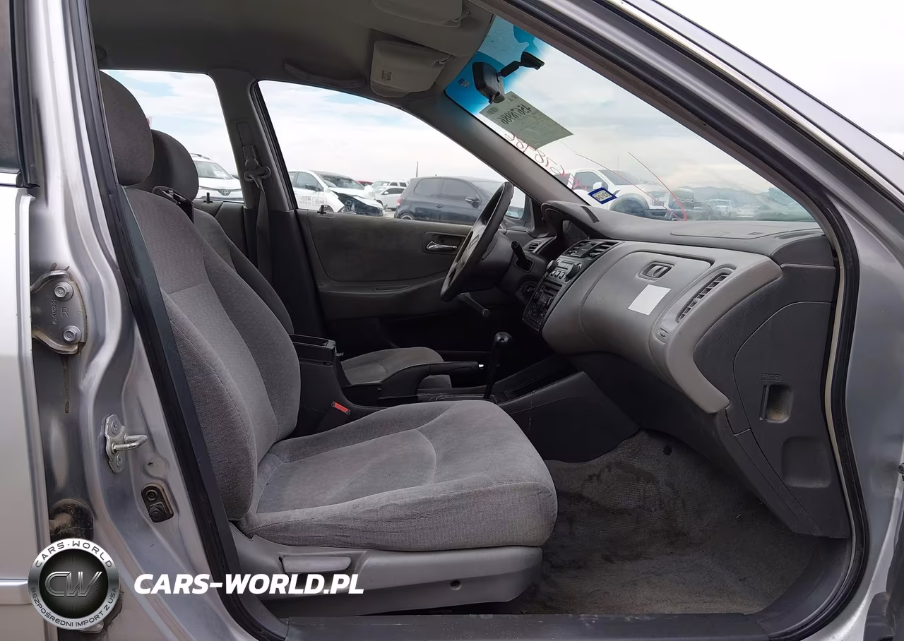 2002 Honda Accord 2.3 Vp VIN:1HGCF86602A072885 - 5