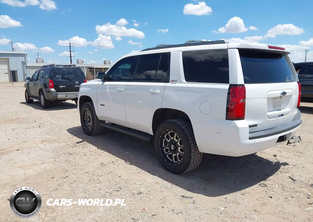 2017 Chevrolet Tahoe Lt VIN:1GNSKBKC9HR388270 - 3