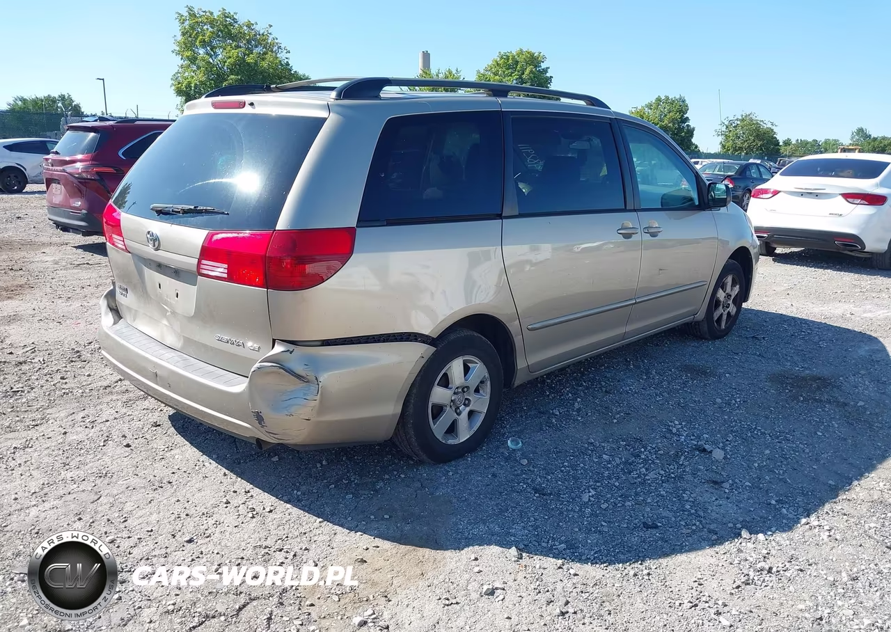 2004 Toyota Sienna Le VIN:5TDZA23C64S071146 - 4