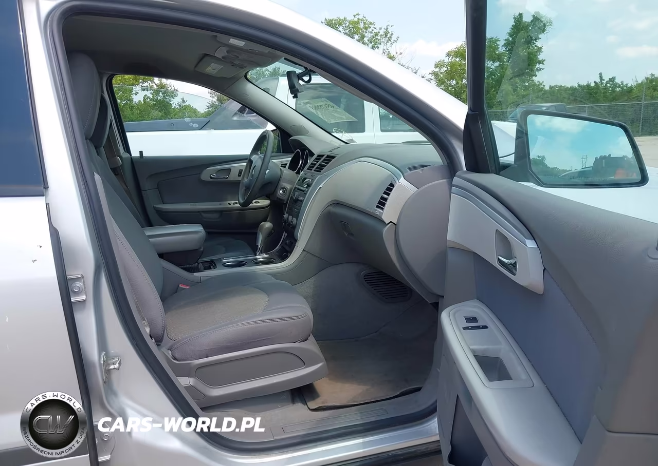 2012 Chevrolet Traverse Ls VIN:1GNKREED9CJ409675 - 5