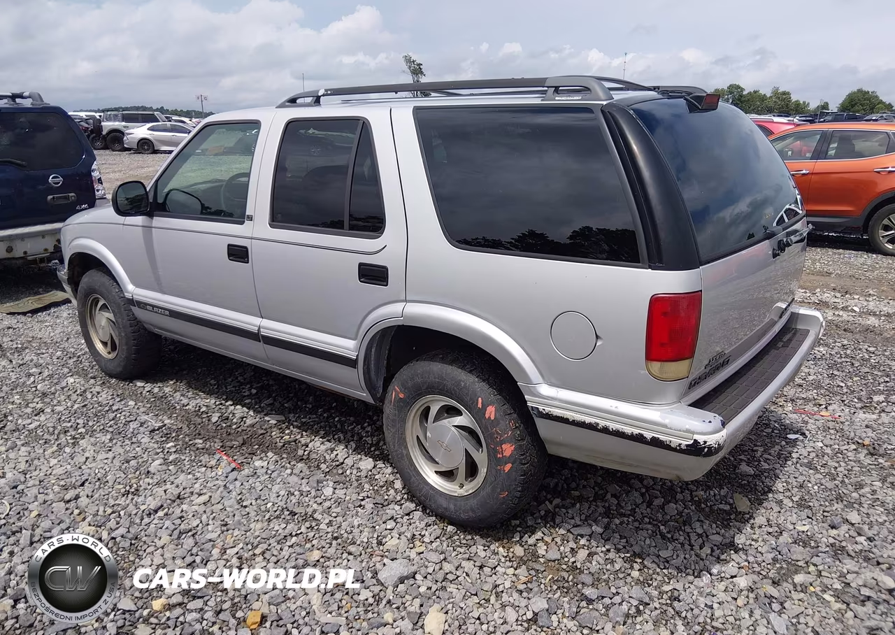 1995 Chevrolet Blazer VIN:1GNDT13W1S2245063 - 3