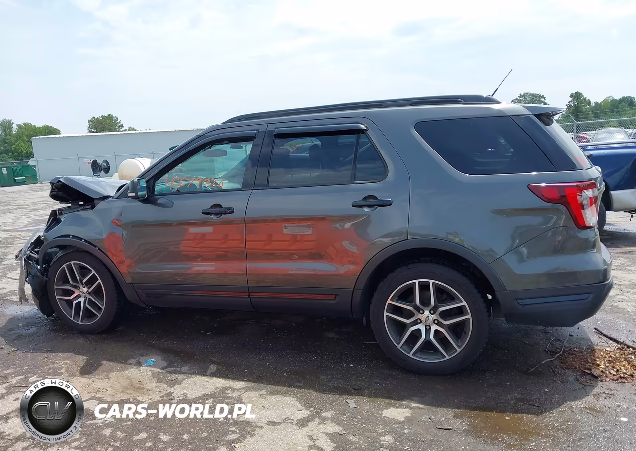 2018 Ford Explorer Sport VIN:1FM5K8GT9JGA77131 - 14