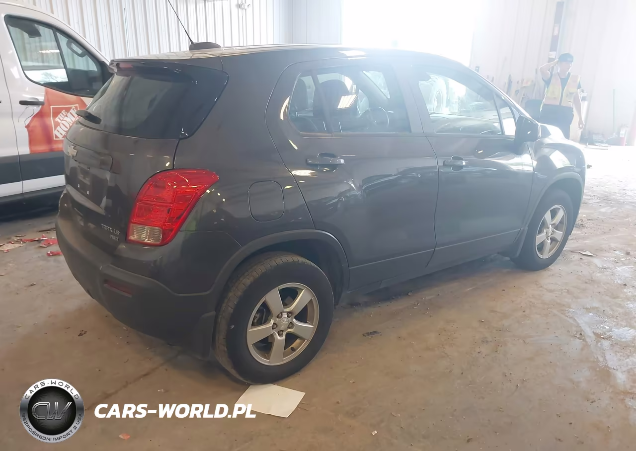 2016 Chevrolet Trax Ls VIN:3GNCJNSB9GL257295 - 4