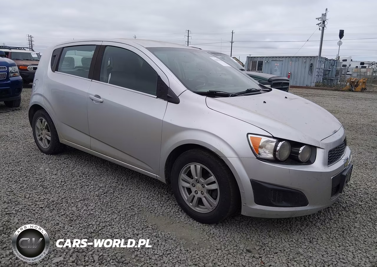 2014 Chevrolet Sonic Lt Auto – zdjęcie 1 z 12