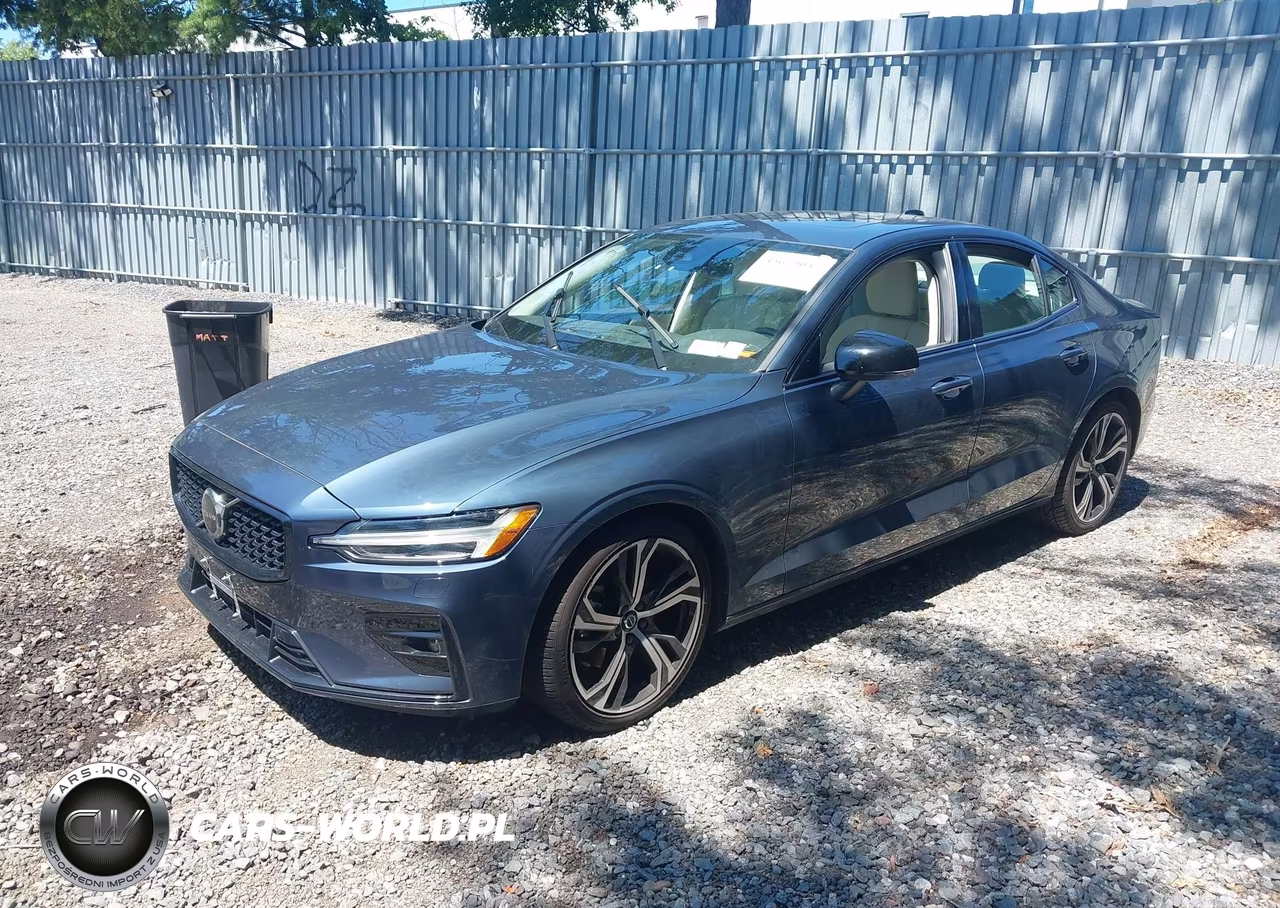 2024 Volvo S60 B5 Core Dark Theme VIN:7JRL12FK3RG327609 - 2