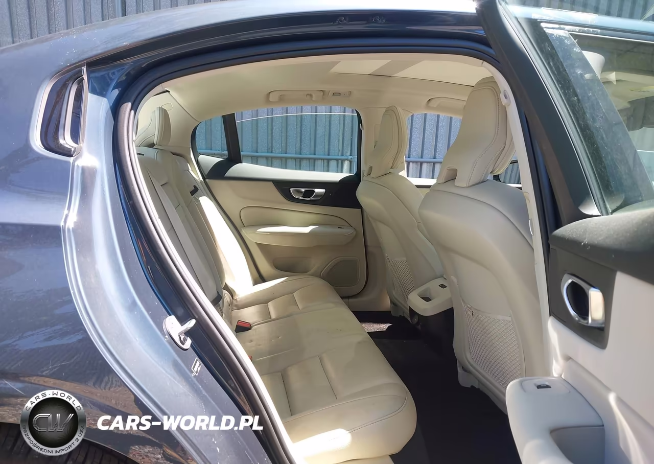 2024 Volvo S60 B5 Core Dark Theme VIN:7JRL12FK3RG327609 - 8