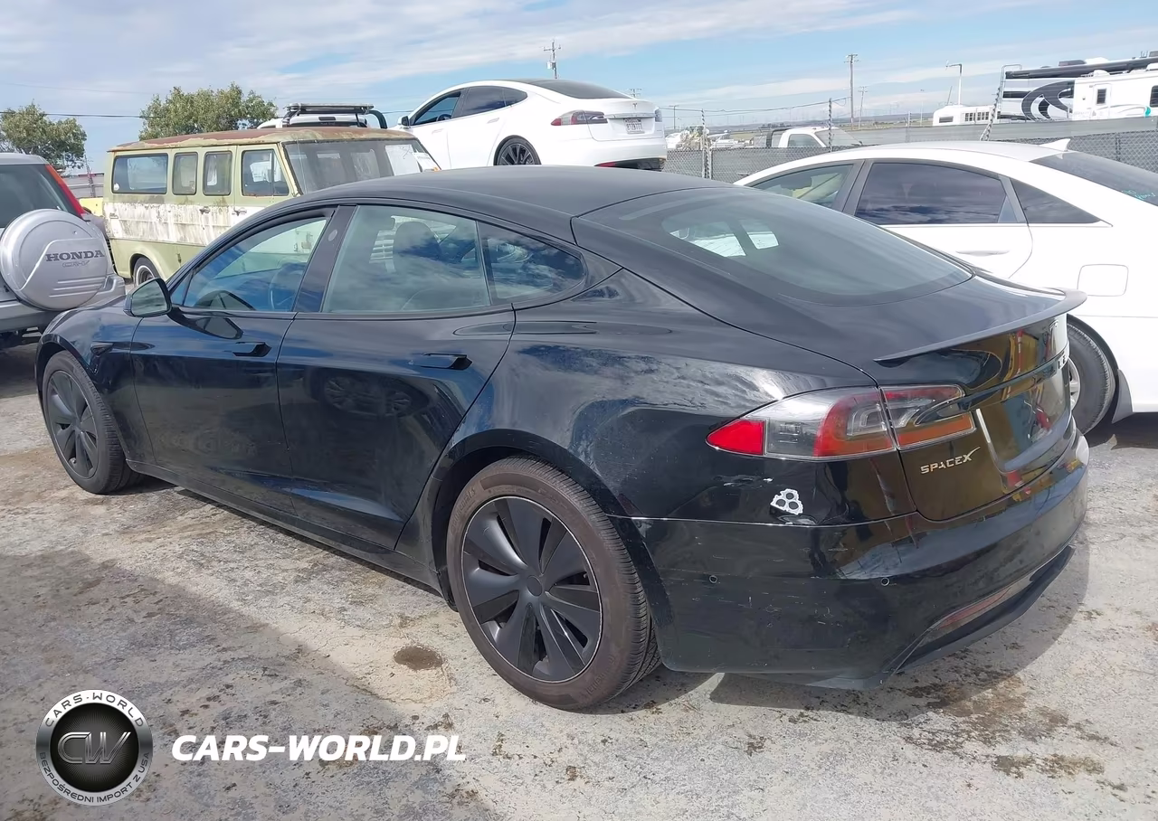 2021 Tesla Model S Long Range Dual Motor All-Wheel Drive VIN:5YJSA1E54MF428239 - 3