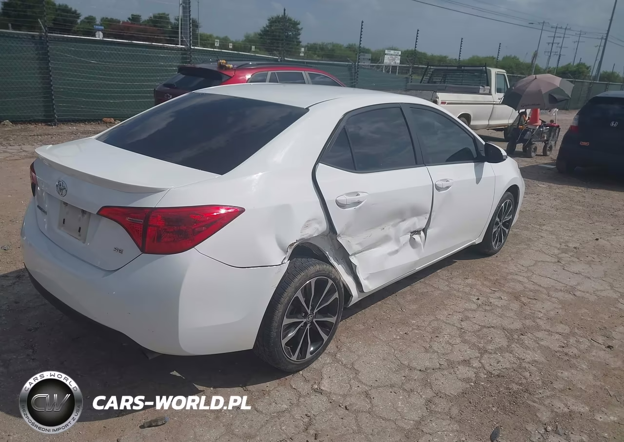 2019 Toyota Corolla Se VIN:5YFBURHE1KP898845 - 4