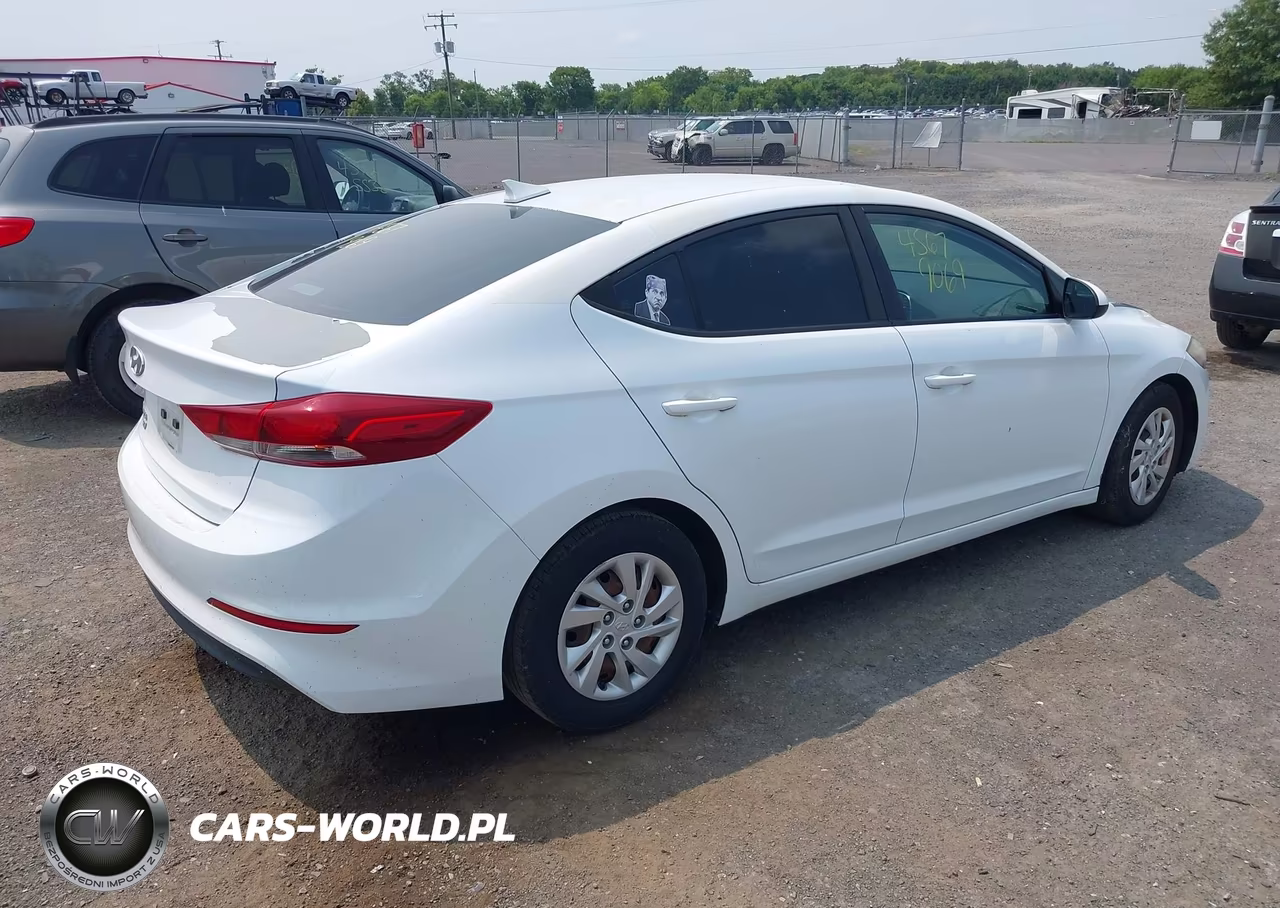 2017 Hyundai Elantra Se VIN:5NPD74LF3HH099917 - 4