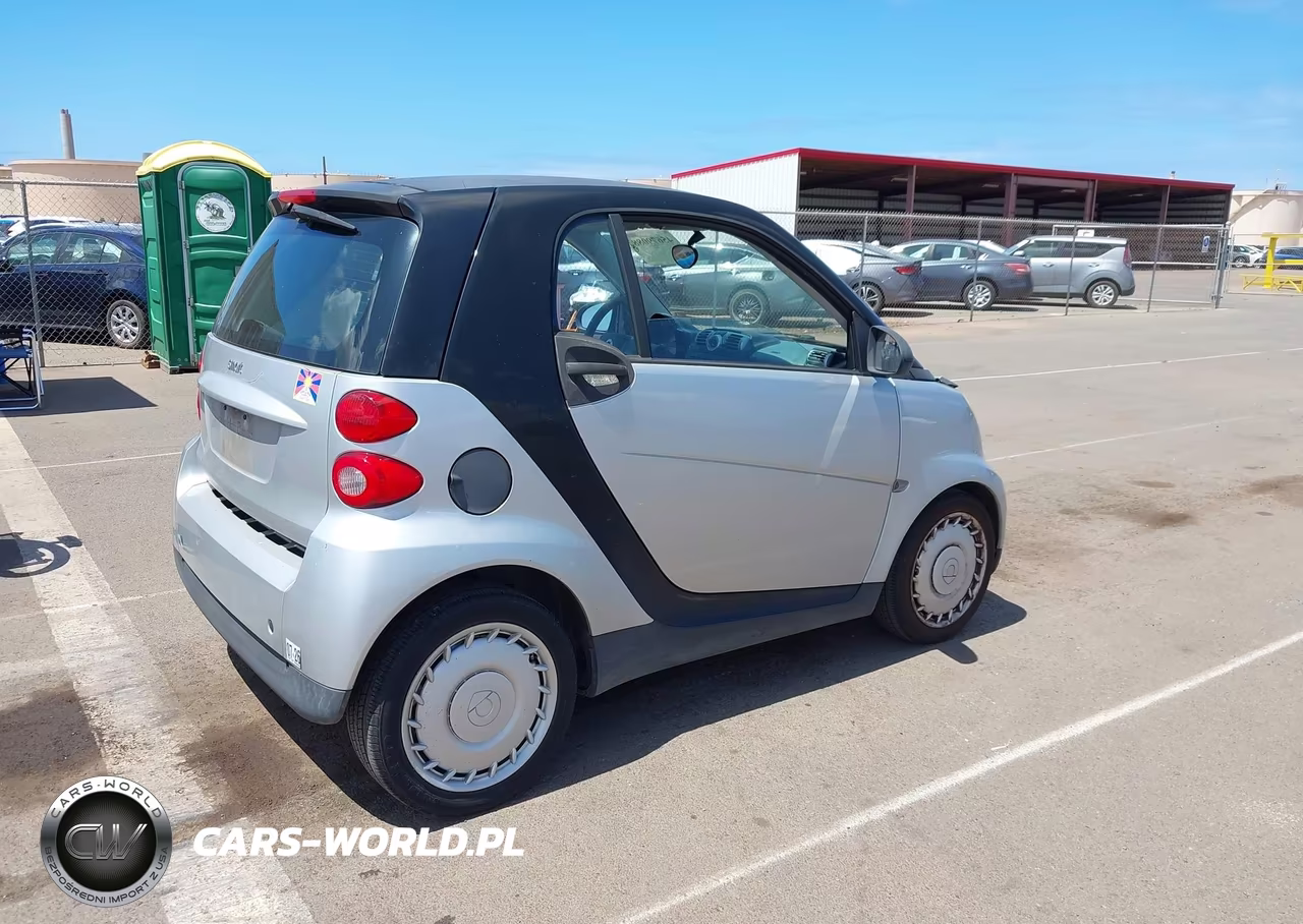 2010 Smart Fortwo Passion-Pure VIN:WMEEJ3BA0AK378014 - 4