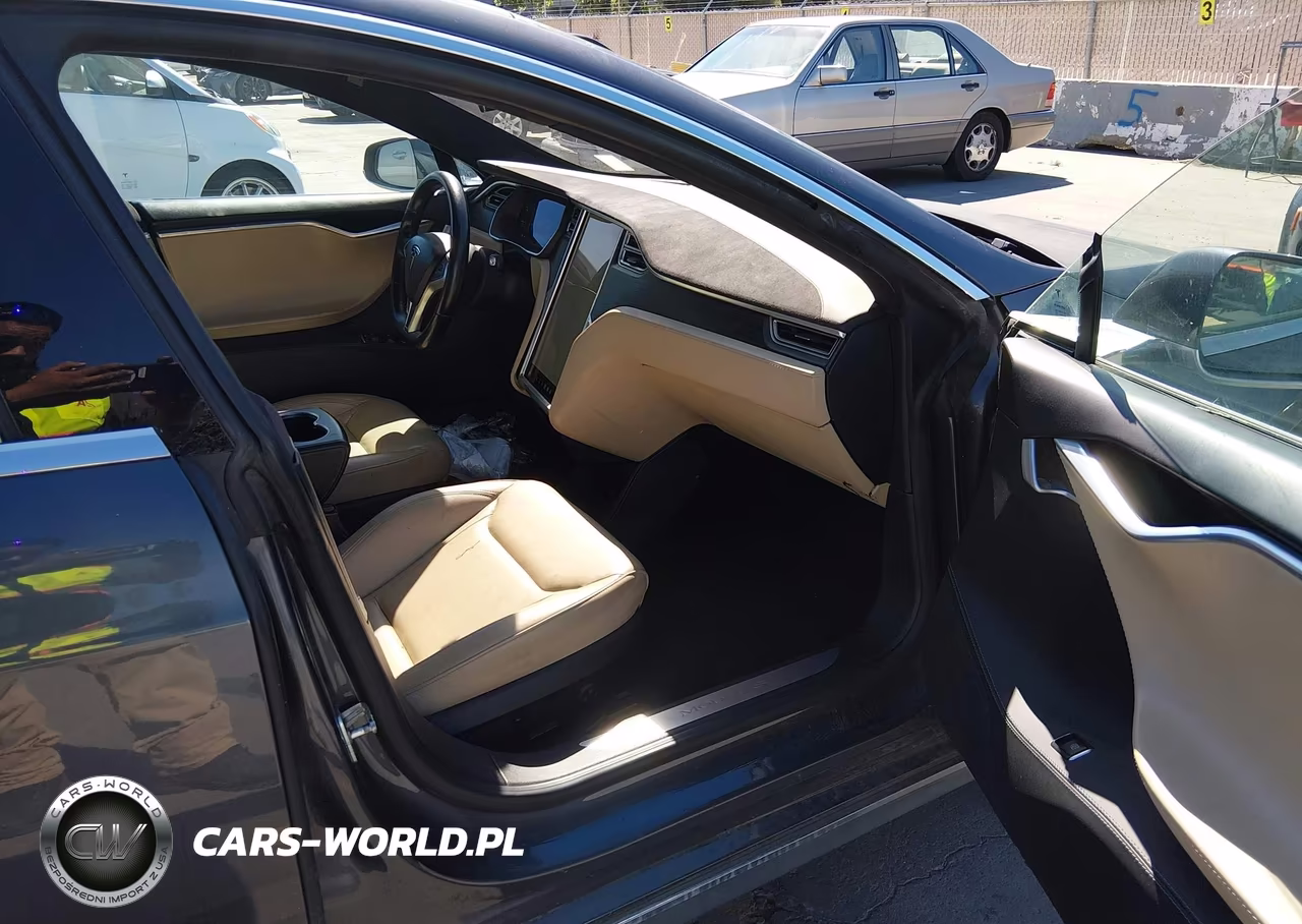 2015 Tesla Model S 85D-P85D VIN:5YJSA1E44FF103892 - 5